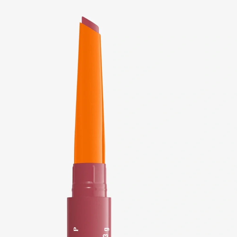 NYX lip plumping lip liner